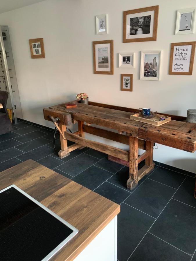 Hier Steckt Liebe Drin ! Apartment Dormagen Bagian luar foto