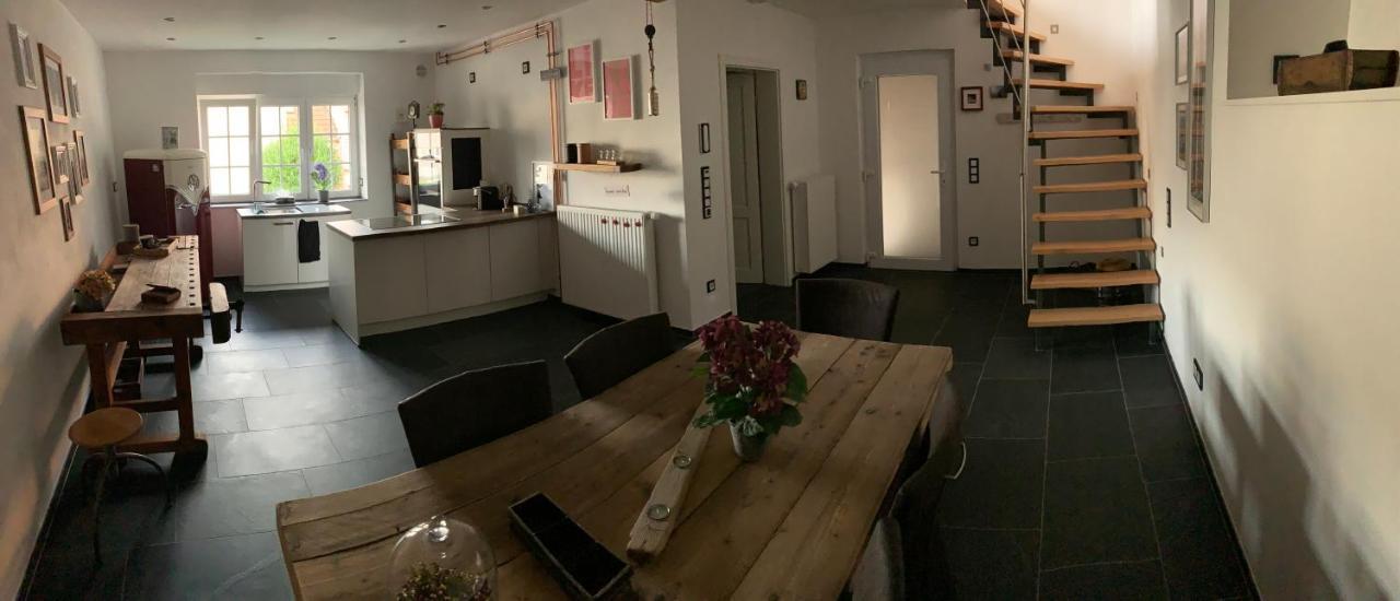 Hier Steckt Liebe Drin ! Apartment Dormagen Bagian luar foto